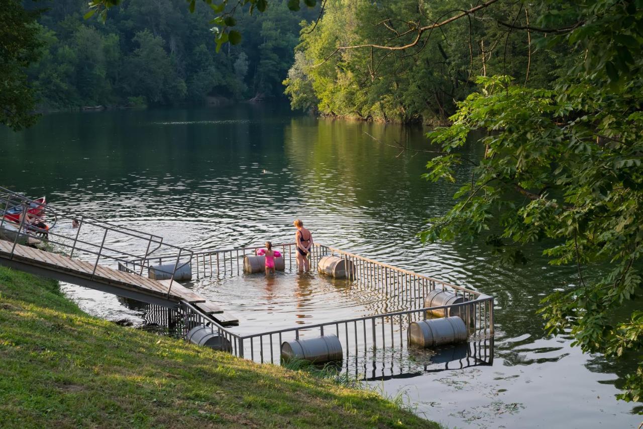 Big Berry Luxury Lifestyle Resort Metlika Exteriér fotografie